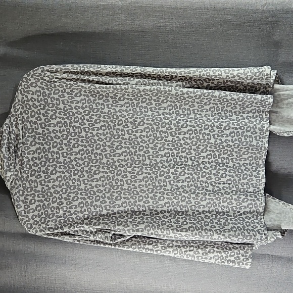 WANDERING DREAMS LOUNGE WEAR,KNIT ROBE CUDDLY SOFT SIZE LGE LEOPARD CARDIGAN - Picture 5 of 8